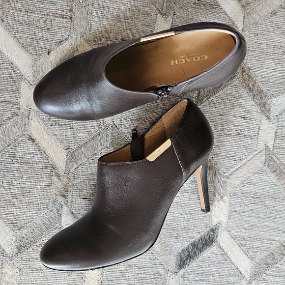 Vintage Coach Seneca Brown Leather Ankle Boots - Picture 1 of 10